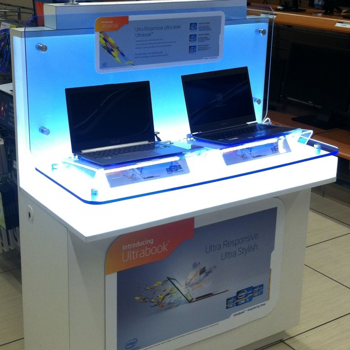Intel – Store Display